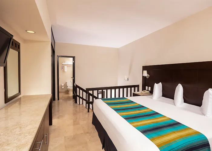 Crown Paradise Club Cancun